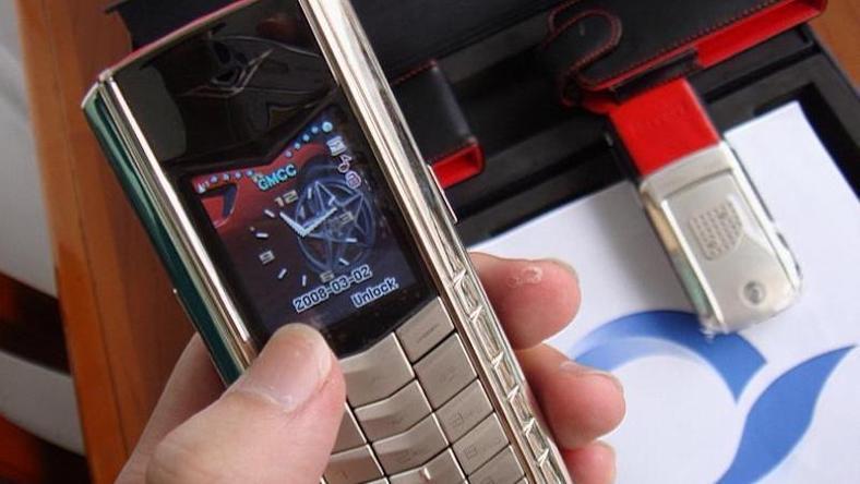 没破产但已岌岌可危:奢侈手机Vertu到底做错了什么?